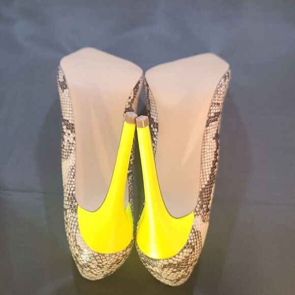 BRAND NEW SHOEDAZZLE ANIMAL PRINT POINTED TOE SLIP-ON HIGH HEEL PUMP - Picture 14 of 14